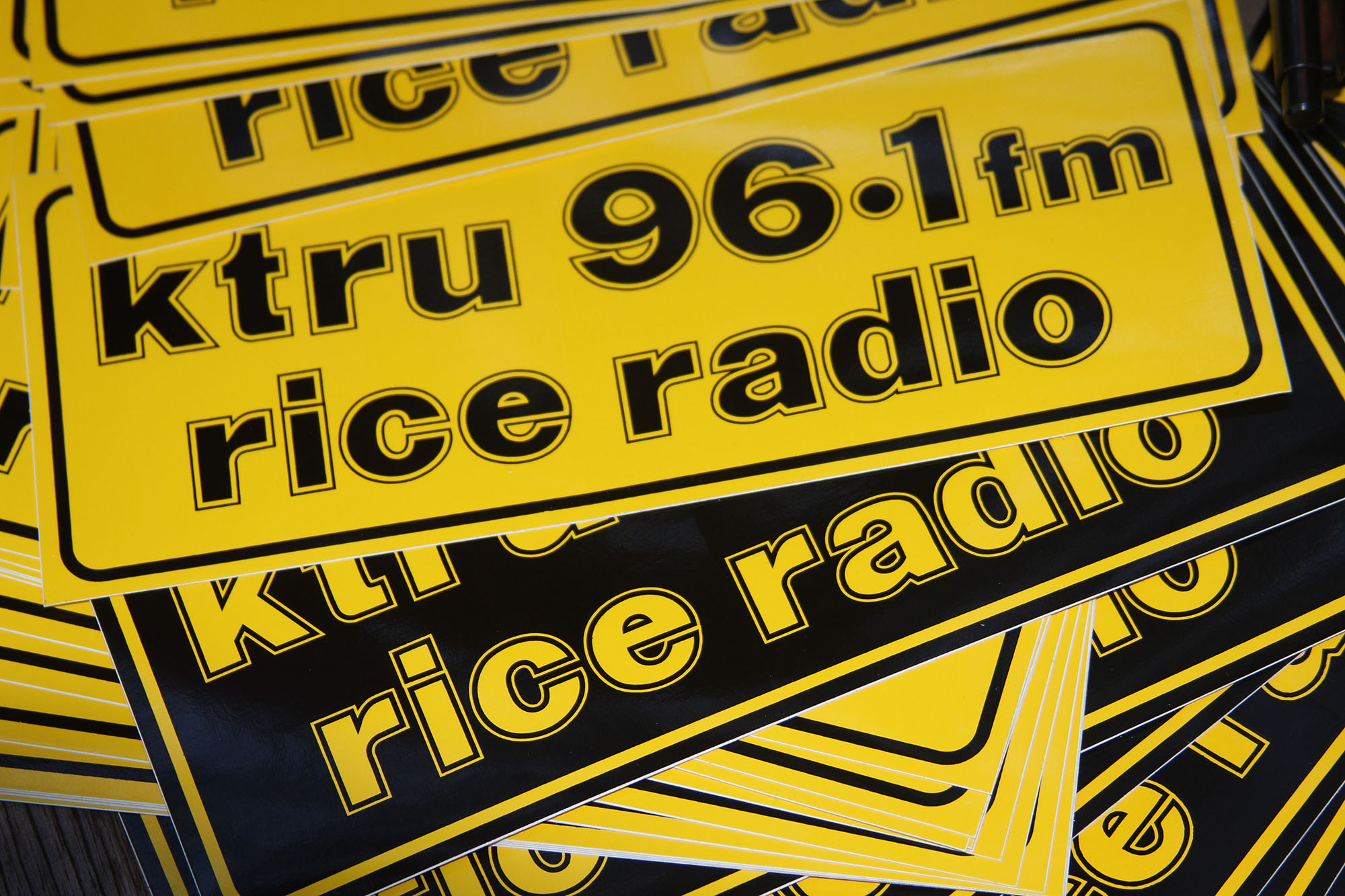Logo Rice University Radio - Houston